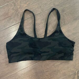 Vuori Yosemite Sports Bra - Camo, Medium